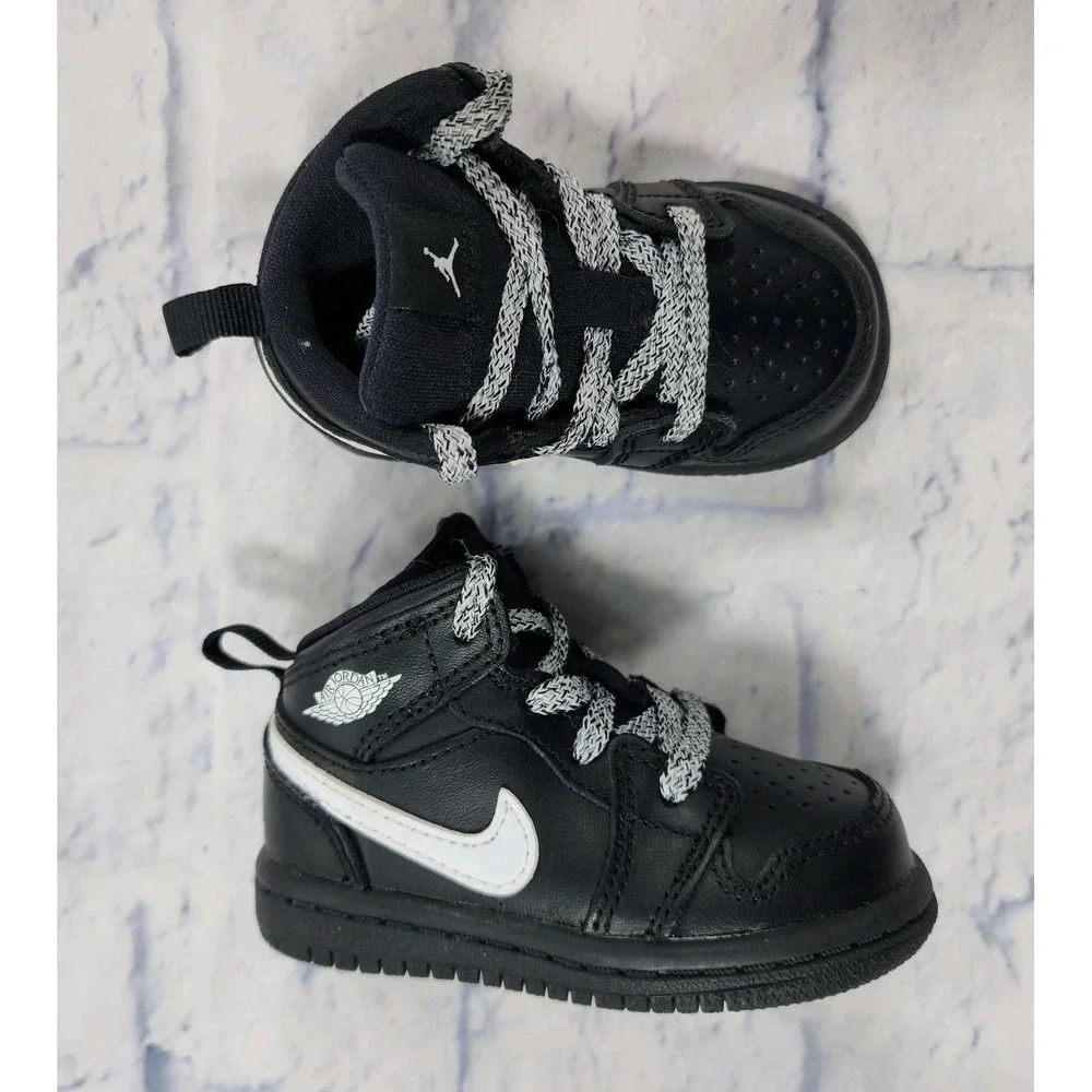Nike Air Jordan Mid TODDLER SIZE 4C Black White 640735-049 2017